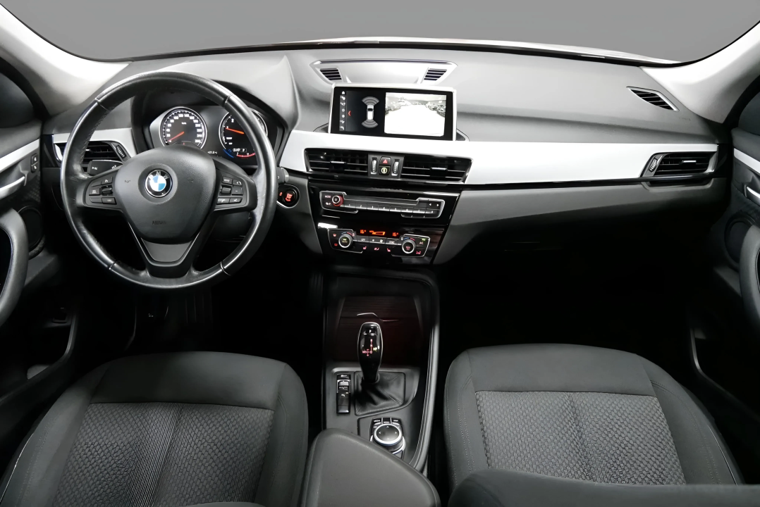 BMW X1 sDrive18i Advantage - foto 11