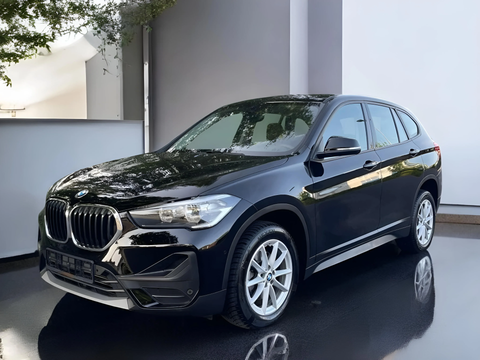 BMW X1 sDrive18i Advantage - foto 7