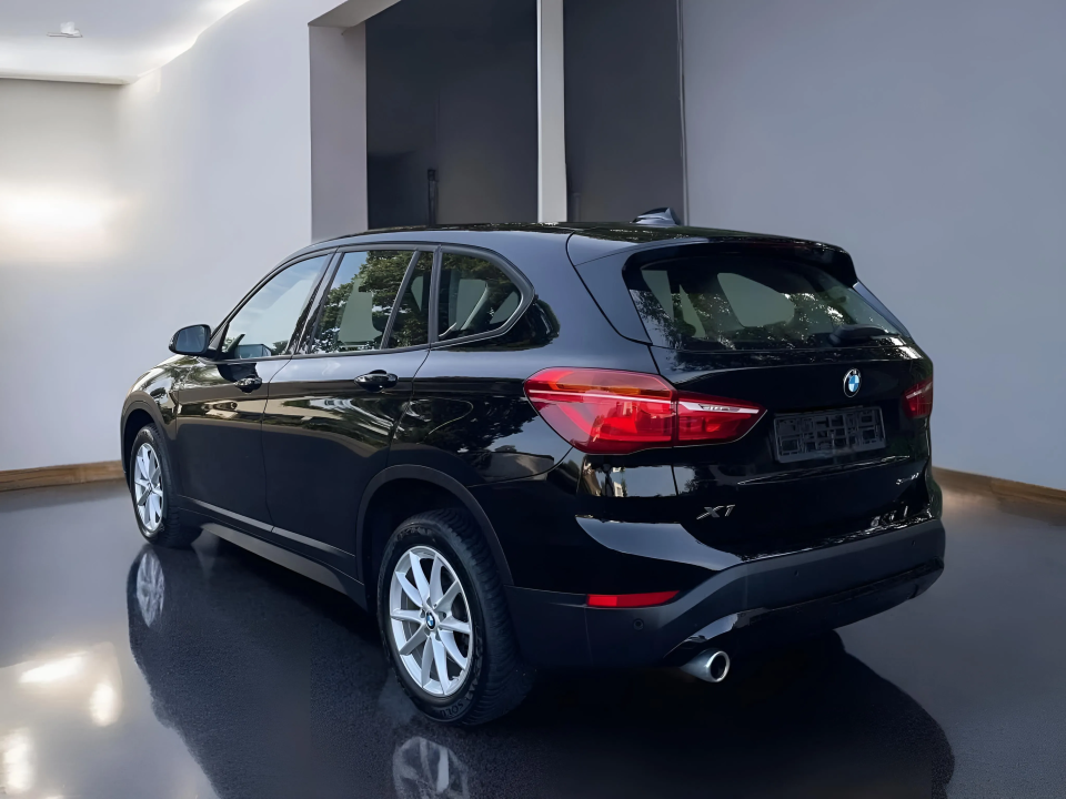 BMW X1 sDrive18i Advantage (5)