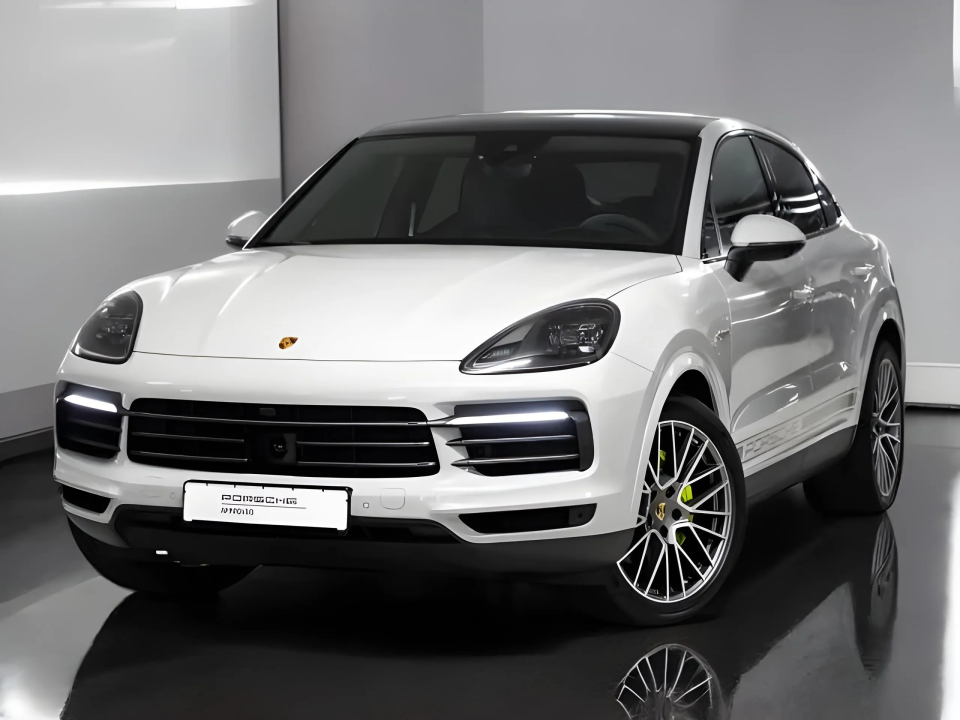 Porsche Cayenne Coupe E-Hybrid Platinum Edition