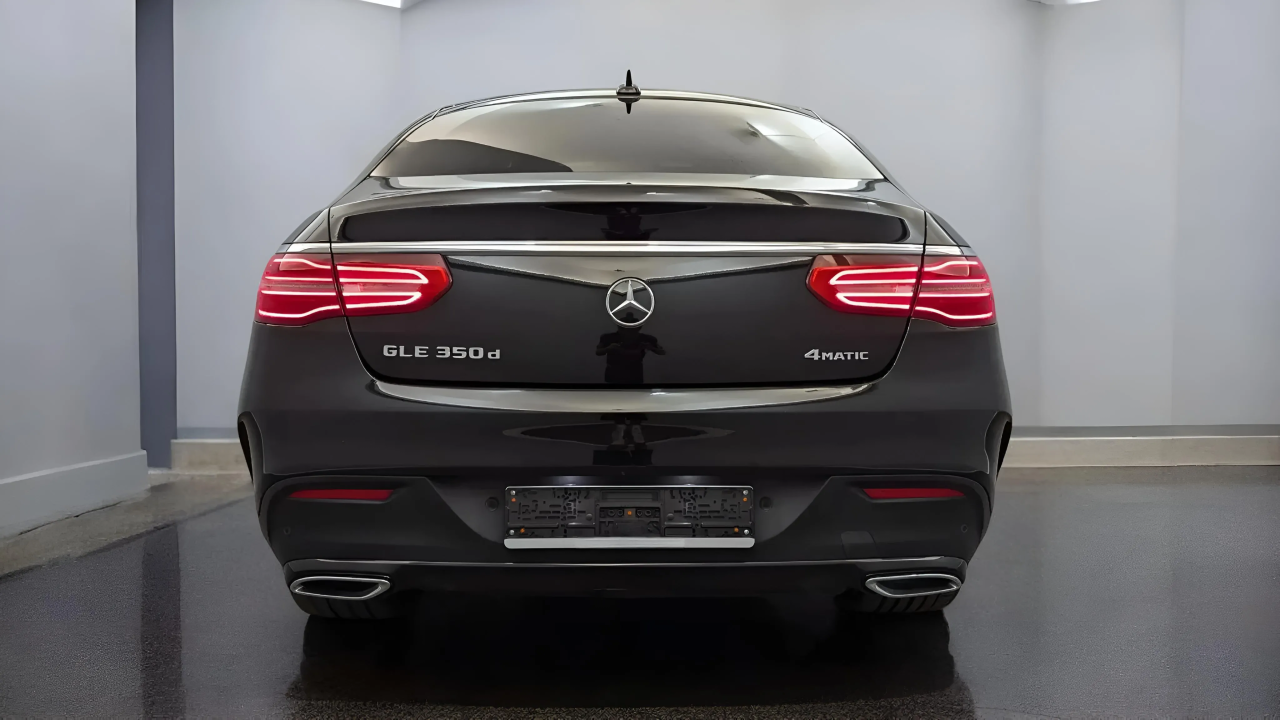 Mercedes-Benz GLE Coupe 350d 4MATIC AMG Line (5)