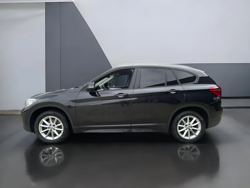 BMW X1 sDrive18i Advantage (4)