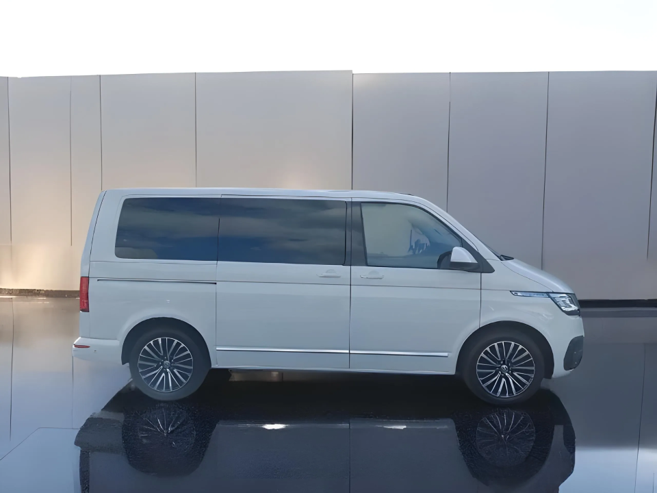 Volkswagen Multivan T6.1 2.0TDI DSG 4MOTION (4)