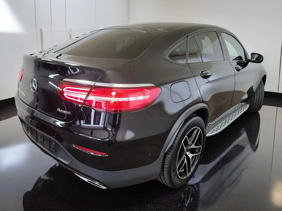 Mercedes-Benz GLC Coupe 250d 4MATIC AMG Line (4)