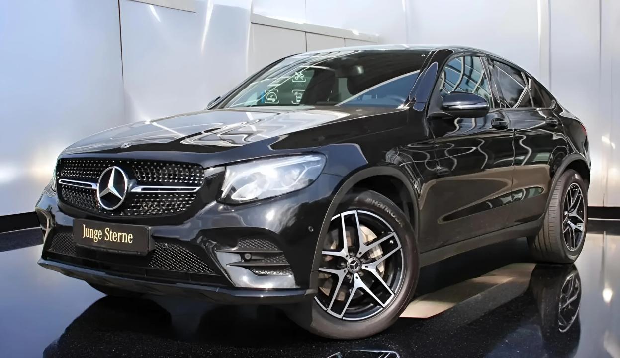 Mercedes-Benz GLC Coupe 250d 4MATIC AMG Line (1)