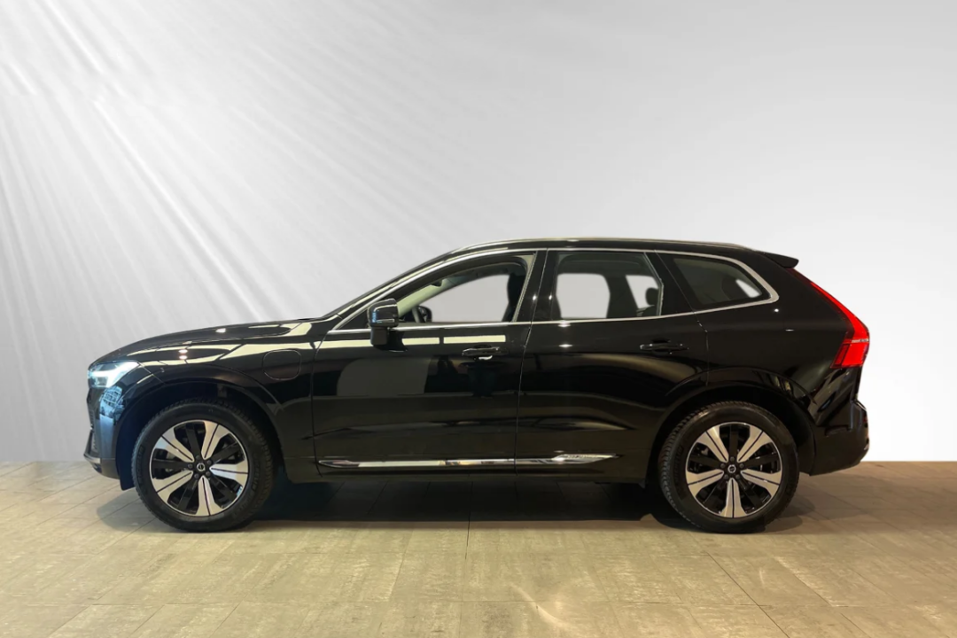 Volvo XC 60 T6 AWD Recharge Core Edition (3)