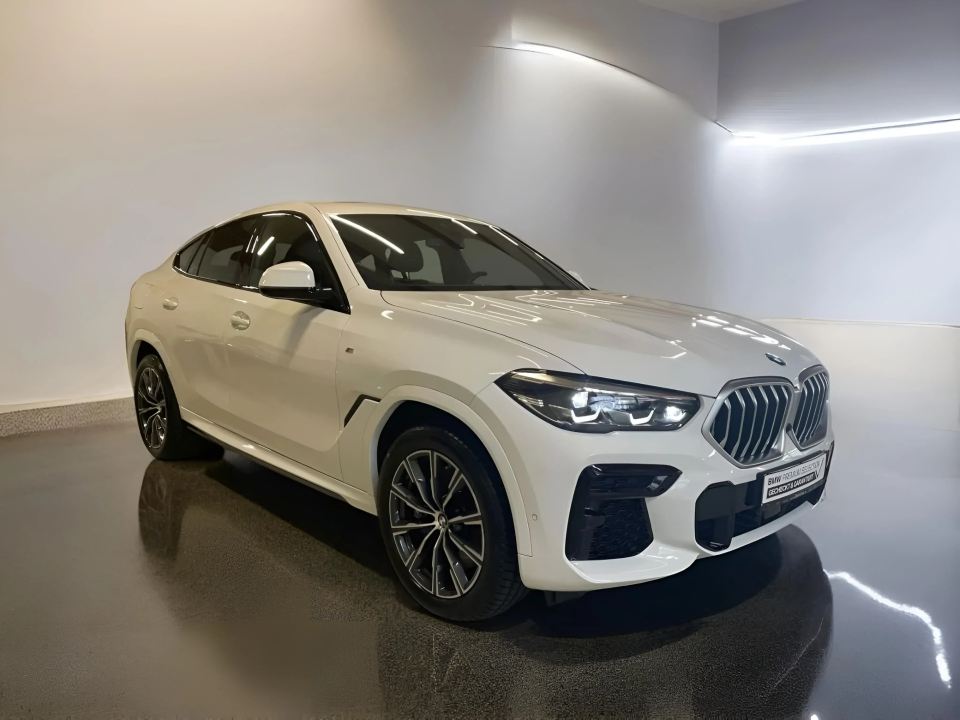 BMW X6 xDrive40d M-Sport (1)