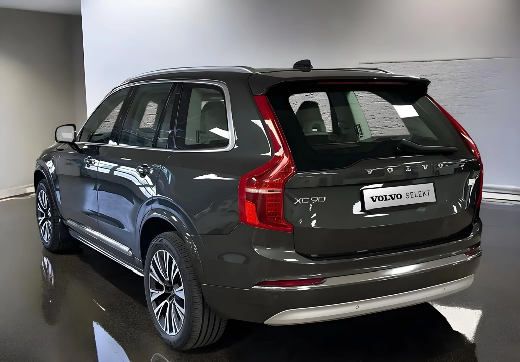 Volvo XC 90 T8 Recharge Inscription 7 locuri (3)