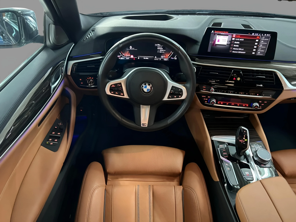 BMW Seria 5 540i xDrive Luxury Line - foto 12