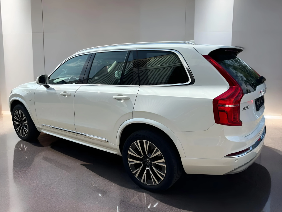 Volvo XC 90 T8 Recharge Inscription Expression (4)