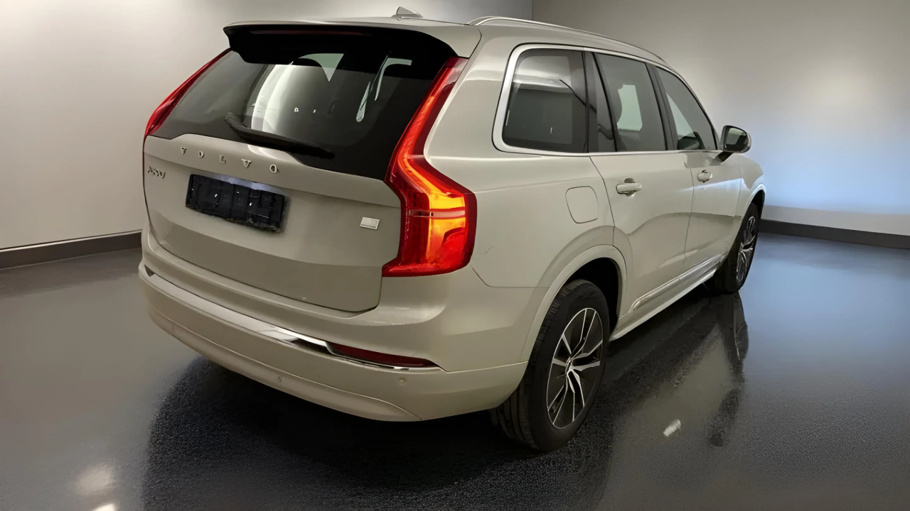 Volvo XC 90 T8 AWD Inscription (2)