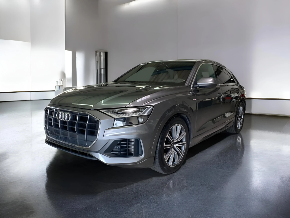 Audi Q8 55 TFSI e quattro S-tronic S-line