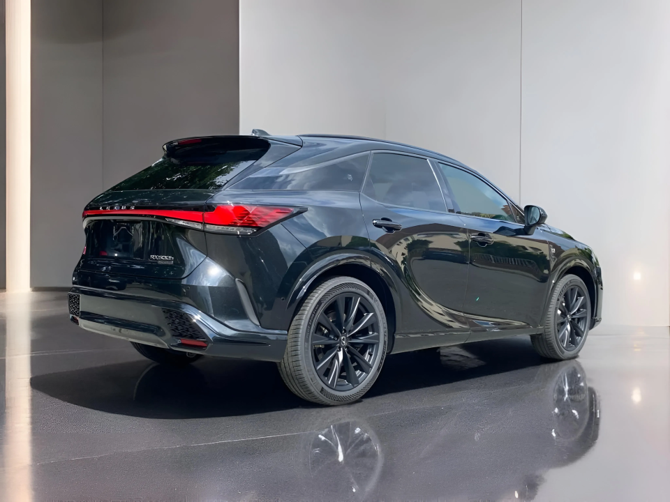 Lexus Seria RX 500h F-Sport (3)