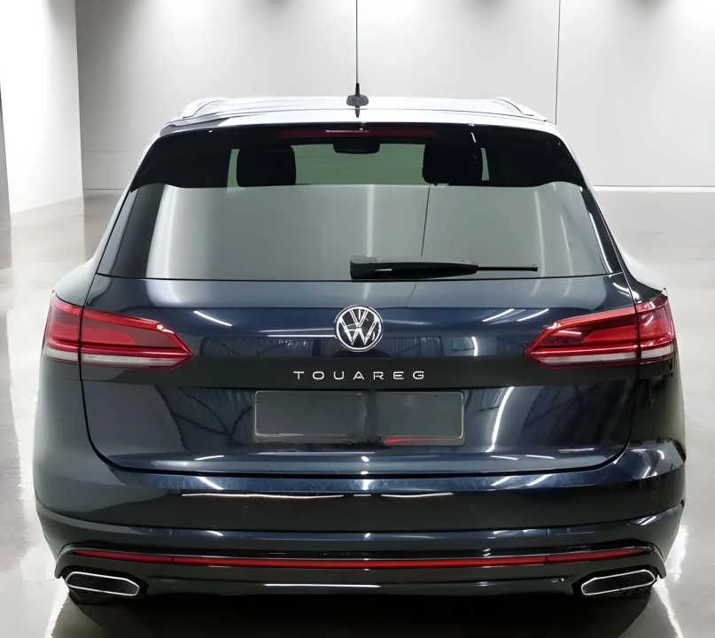 Volkswagen Touareg 3.0 V6 TDI R-Line (4)