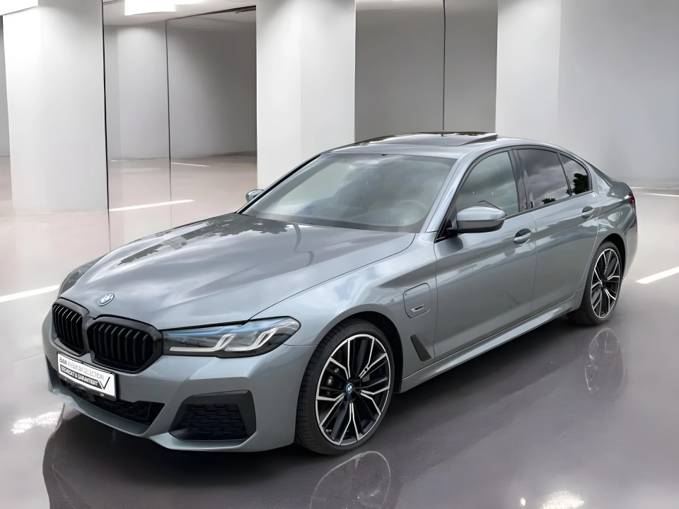 BMW Seria 5 530e xDrive M-Sport - foto 7