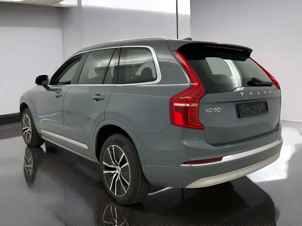 Volvo XC 90 T8 Recharge Inscription Expression (2)