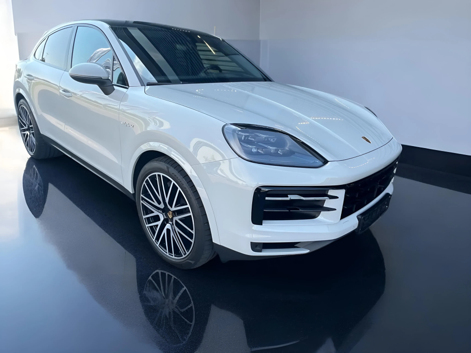 Porsche Cayenne Coupe E-Hybrid