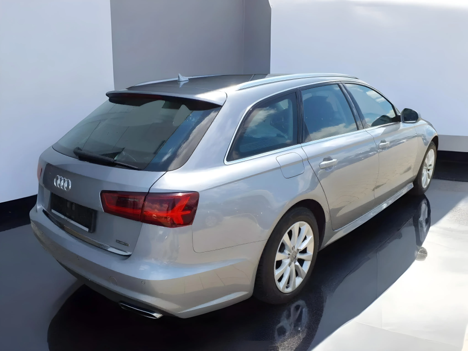 Audi A6 Avant 3.0 TDI quattro tiptronic (2)