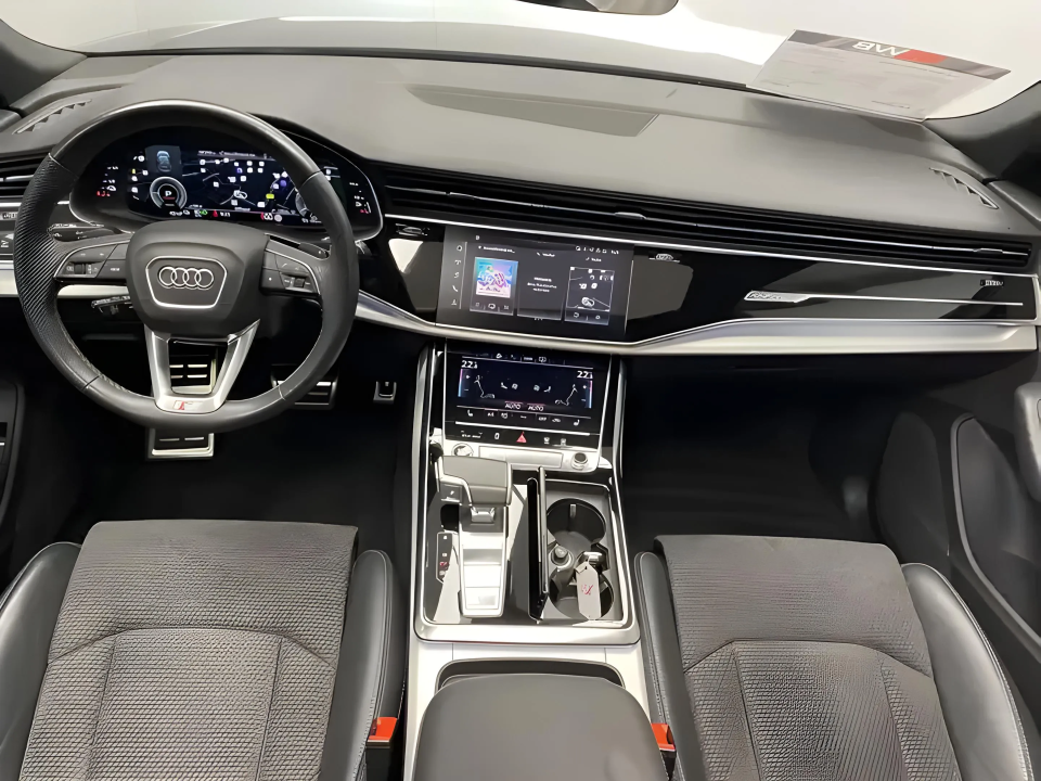 Audi Q8 55 3.0 TFSI e quattro (4)