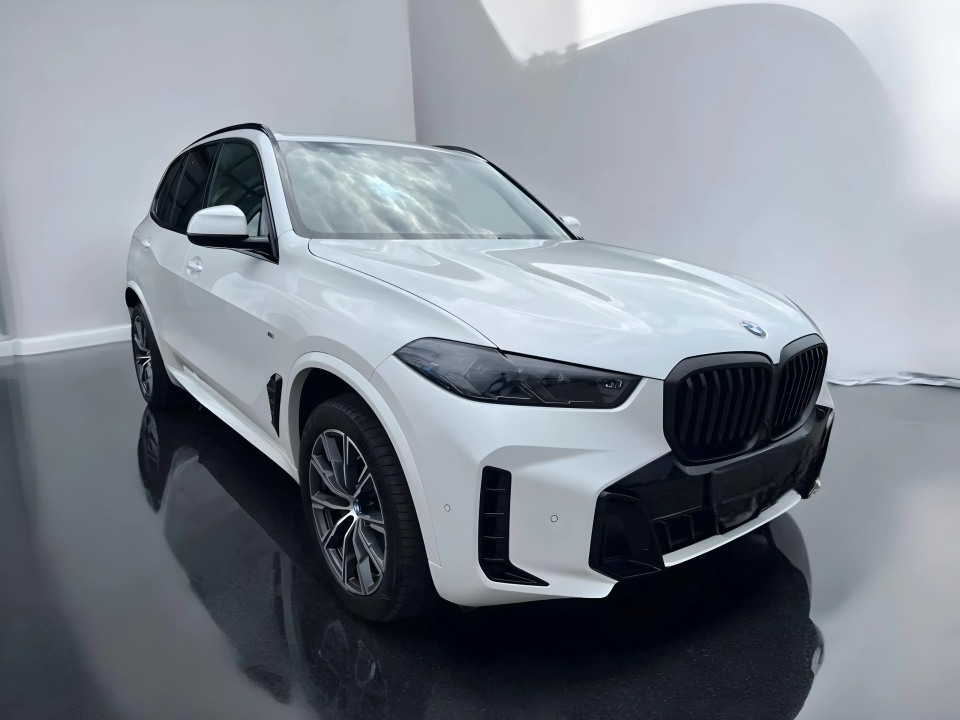 BMW X5 xDrive30d M Sport (1)