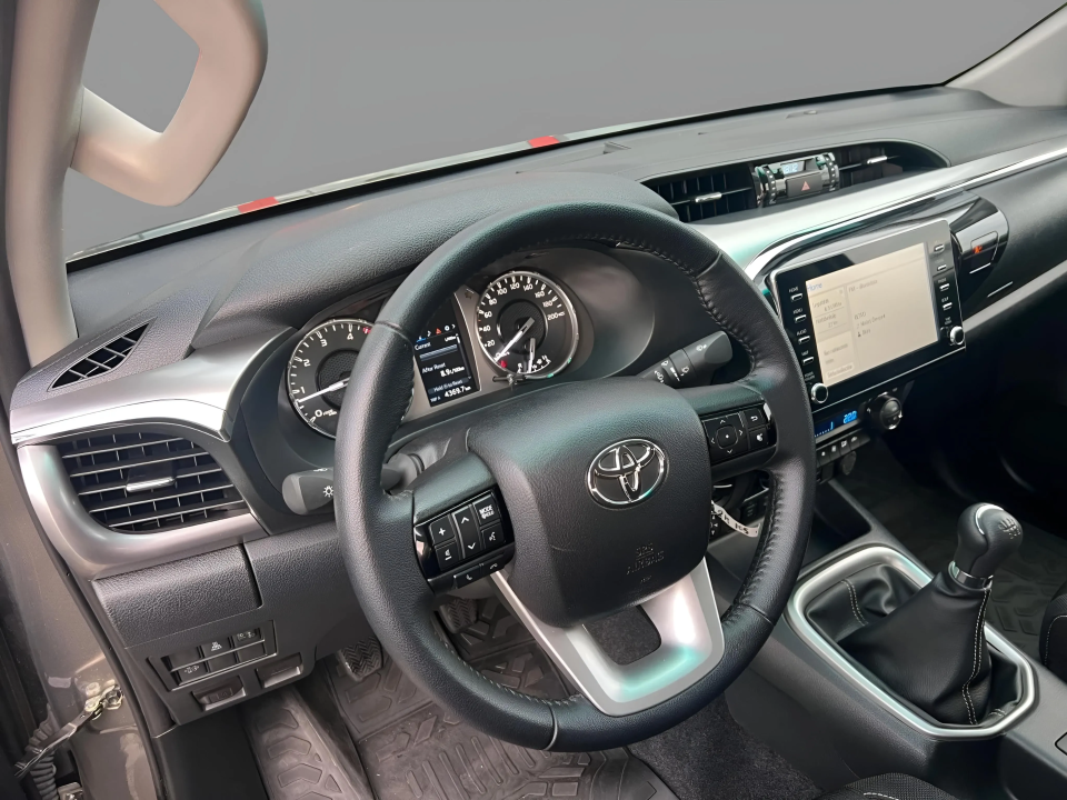 Toyota Hilux COMFORT - foto 10