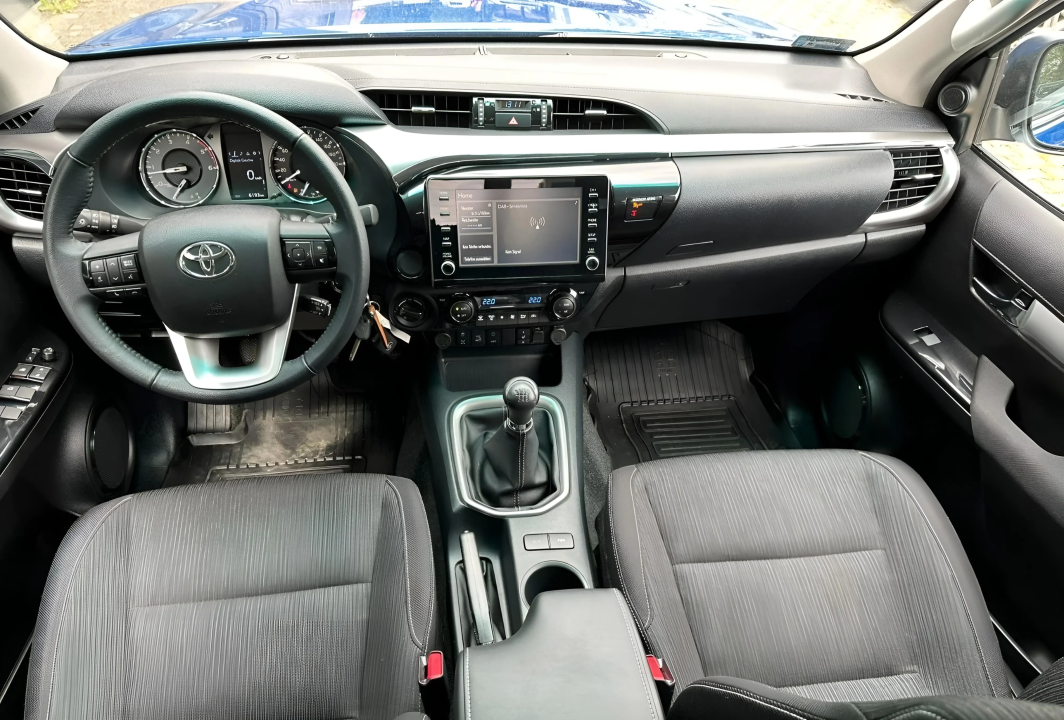 Toyota Hilux 2.8D-I-4D Executive - foto 8