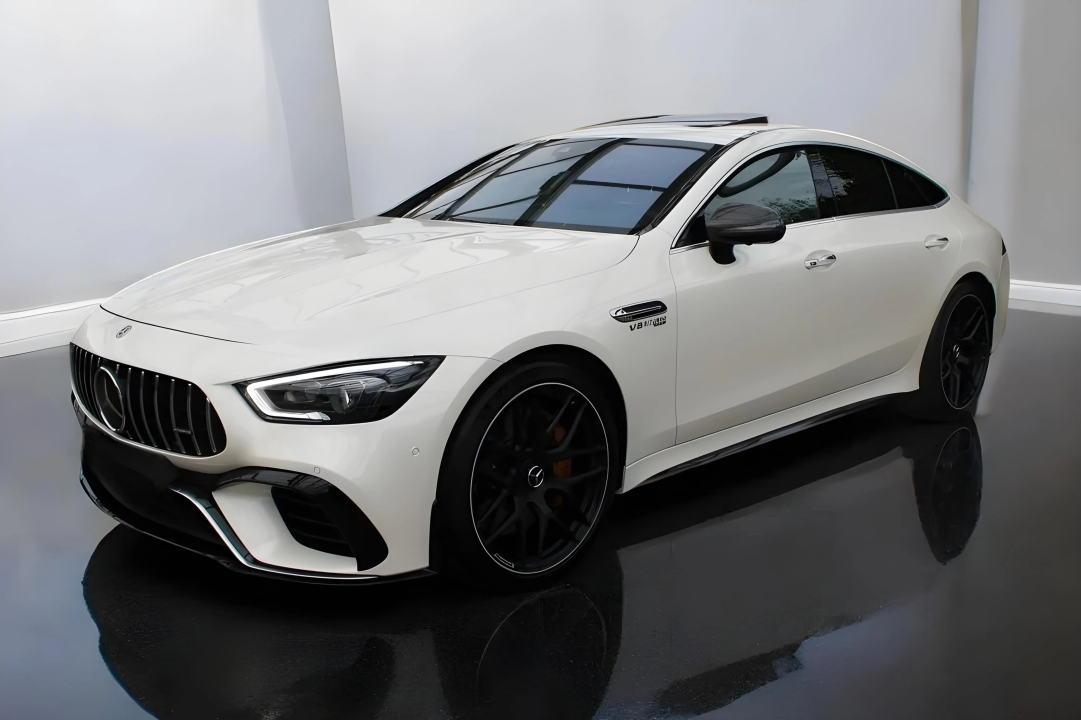 Mercedes-Benz AMG GT-4 63 S 4MATIC+ (2)