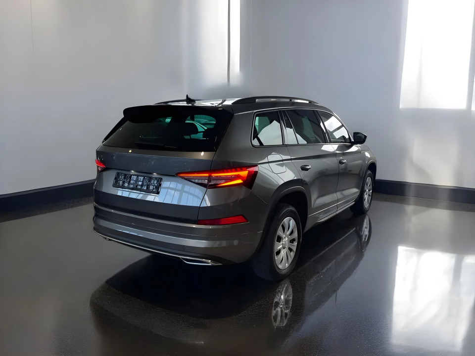 Skoda Kodiaq 2.0 TDI DSG 4x4 Sportline (4)