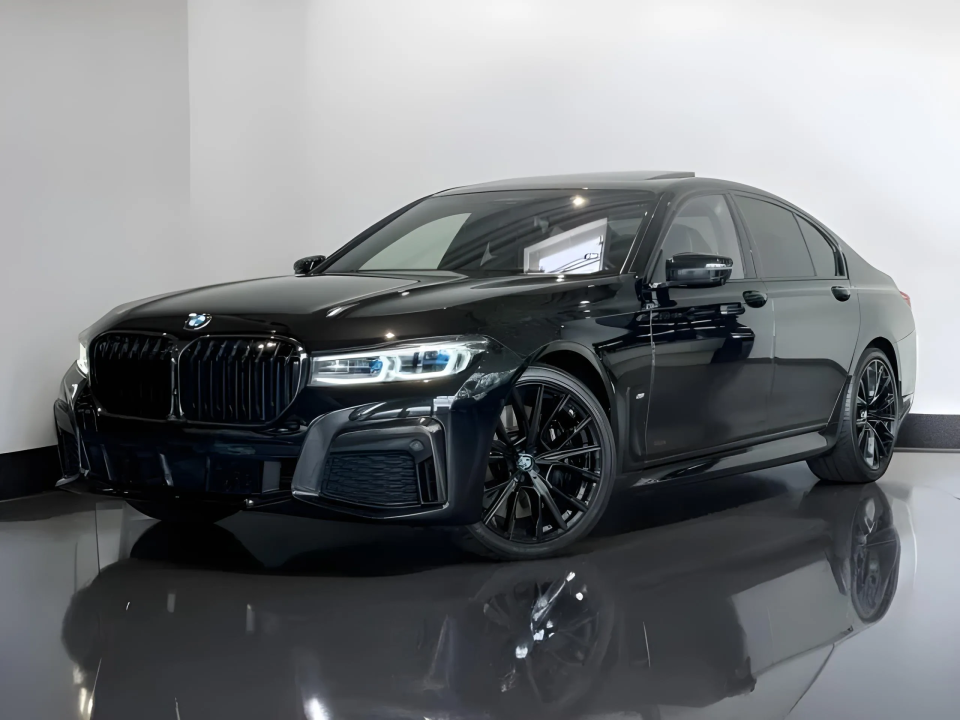 BMW Seria 7 740 d xDrive M Sport (1)