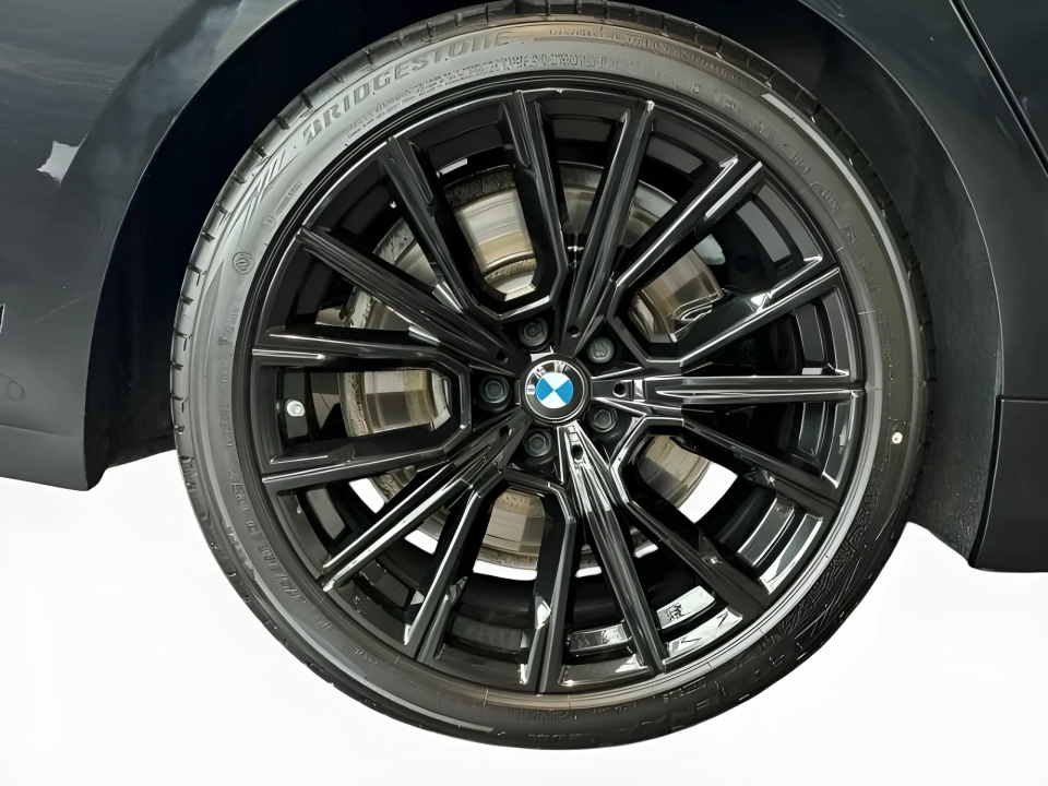 BMW Seria 7 740 d xDrive M Sport - foto 12