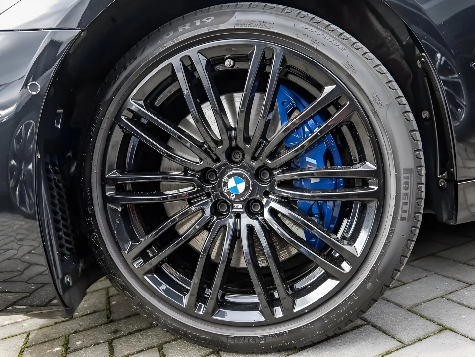 BMW Seria 5 540i xDrive M-Sport - foto 17