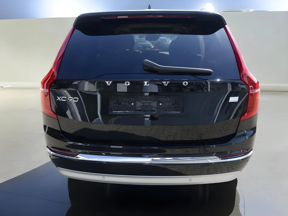 Volvo XC 90 T8 Recharge Inscription (3)