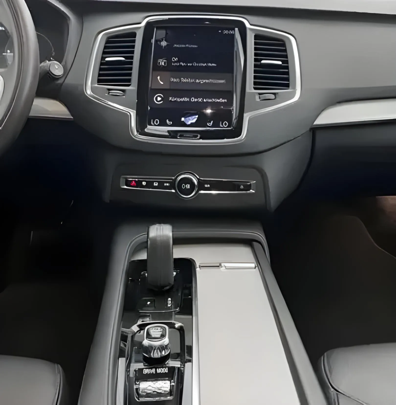 Volvo XC 90 T8 R-DESIGN RECHARGE AWD 7 Locuri - foto 13