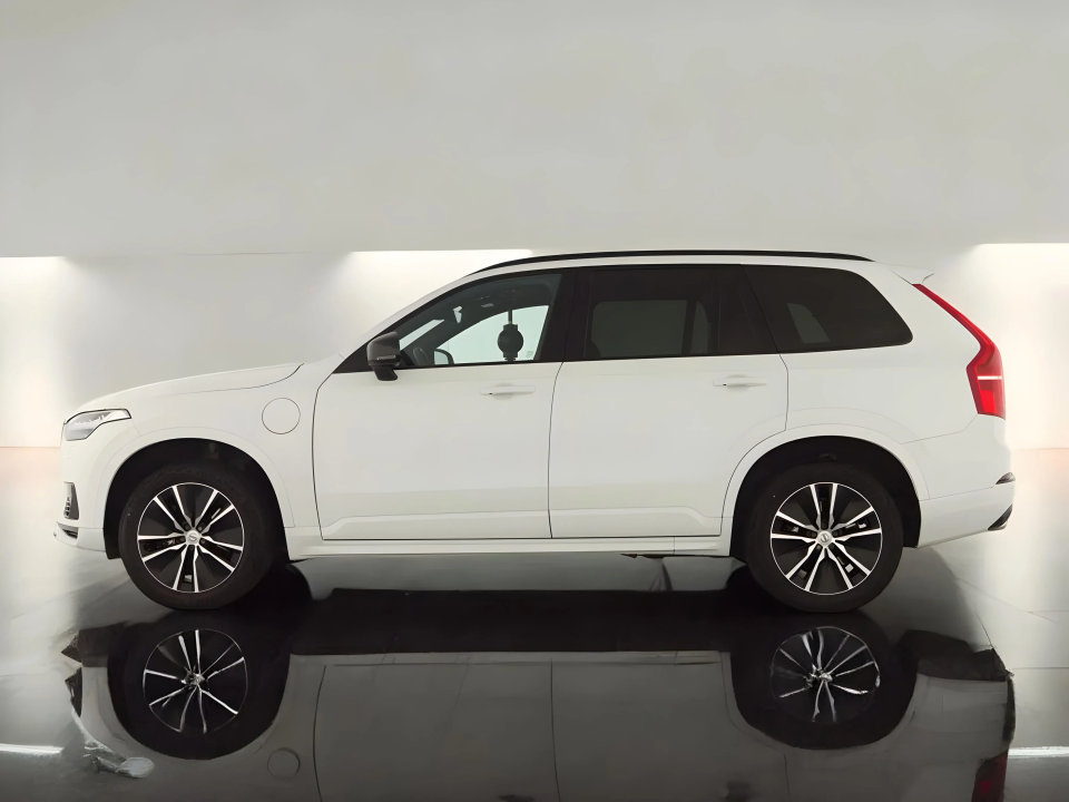 Volvo XC 90 T8 R Design Expression Recharge (2)