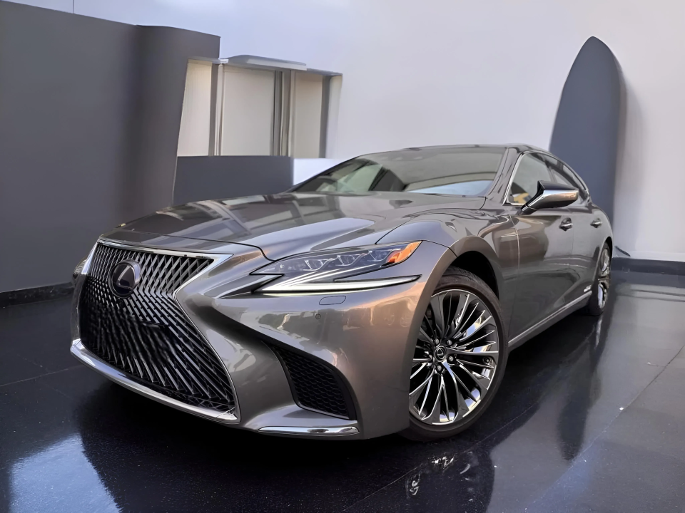 Lexus Seria LS 500h AWD Luxury Line (1)