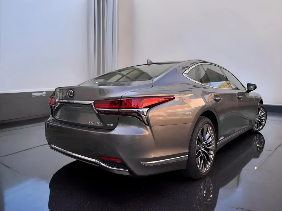 Lexus Seria LS 500h AWD Luxury Line (3)