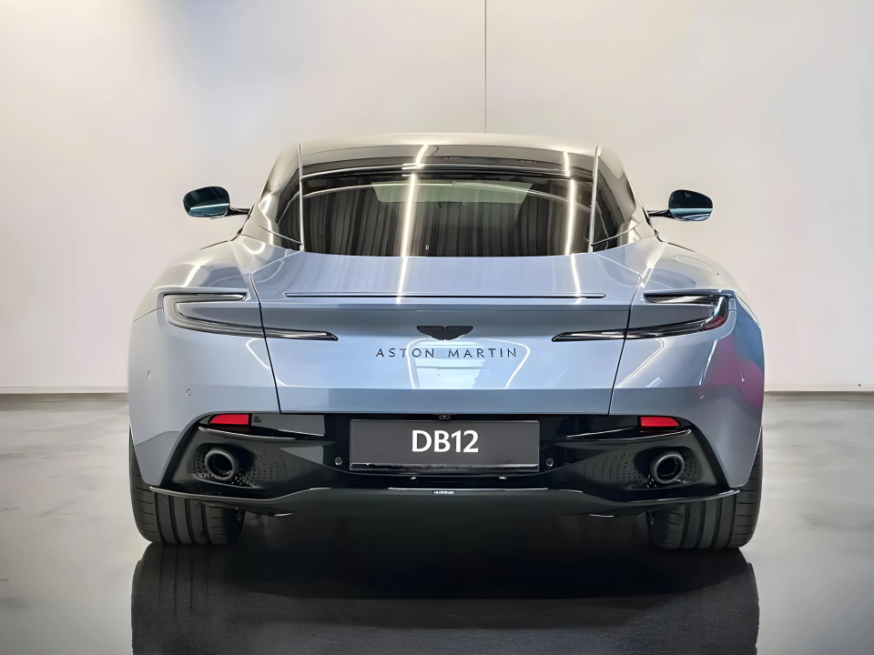 Aston Martin DB12 4.0 V8 (5)