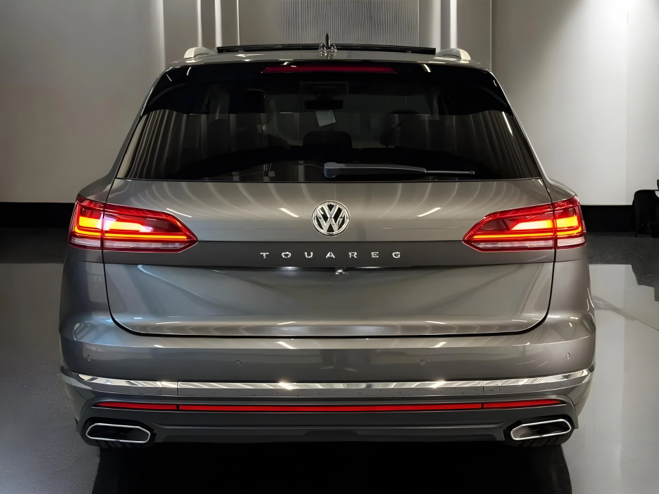 Volkswagen Touareg Atmosphere 4Motion (4)