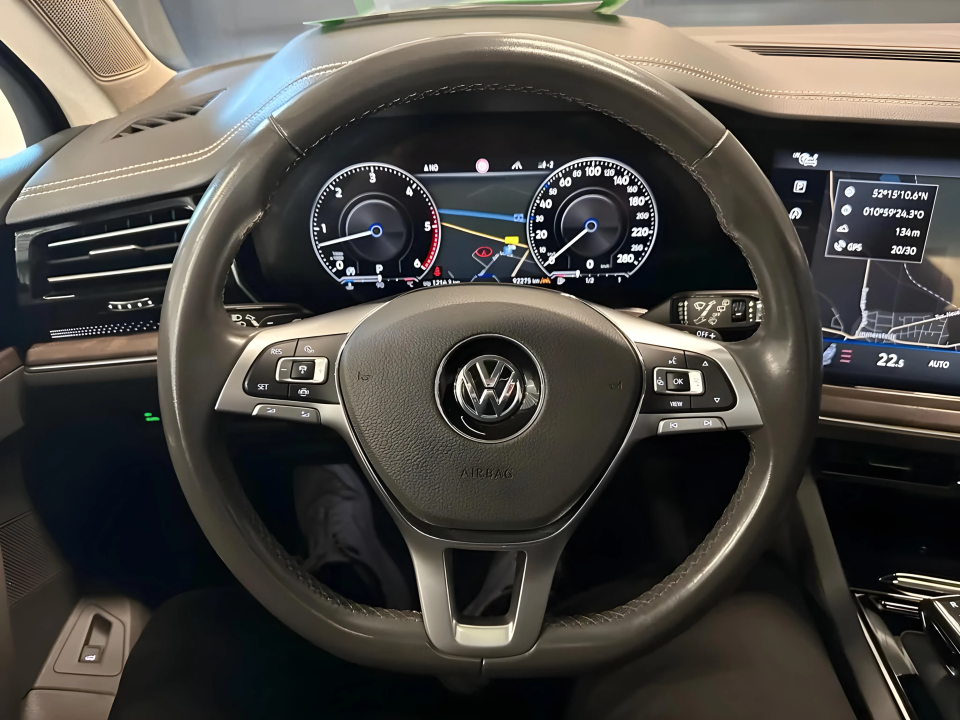 Volkswagen Touareg Atmosphere 4Motion - foto 17