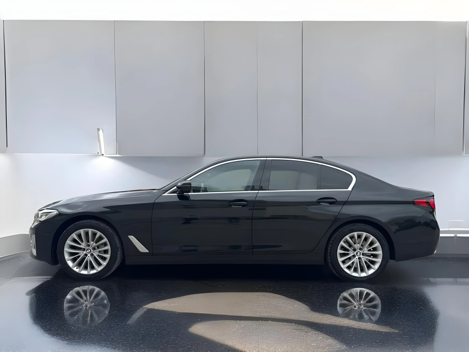 BMW Seria 5 540i Luxury Line - foto 7