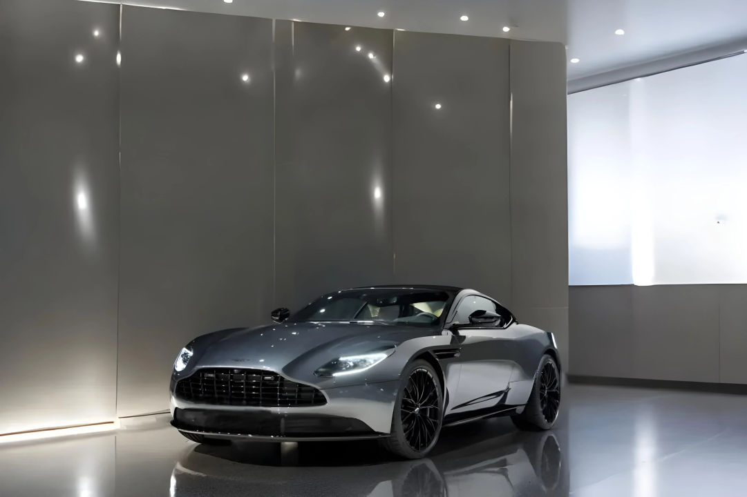 Aston Martin DB11 - foto 6