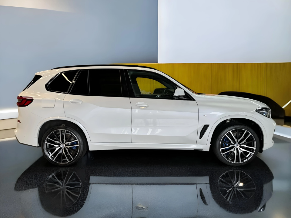 BMW X5 xDrive 40d M Sport (2)