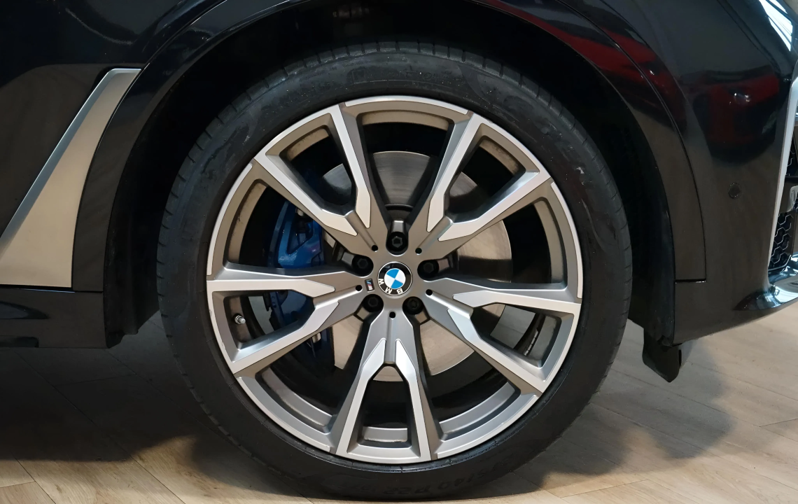 BMW X7 M50d xDrive M-Sport - foto 19