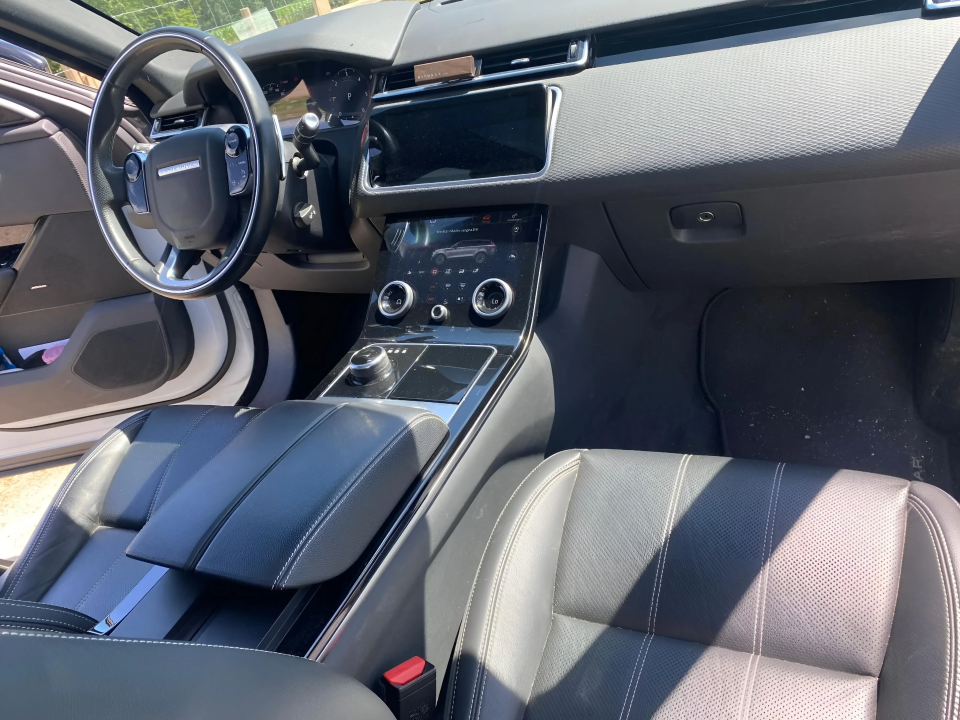 Land Rover Range Rover Velar R-Dynamic S (3)