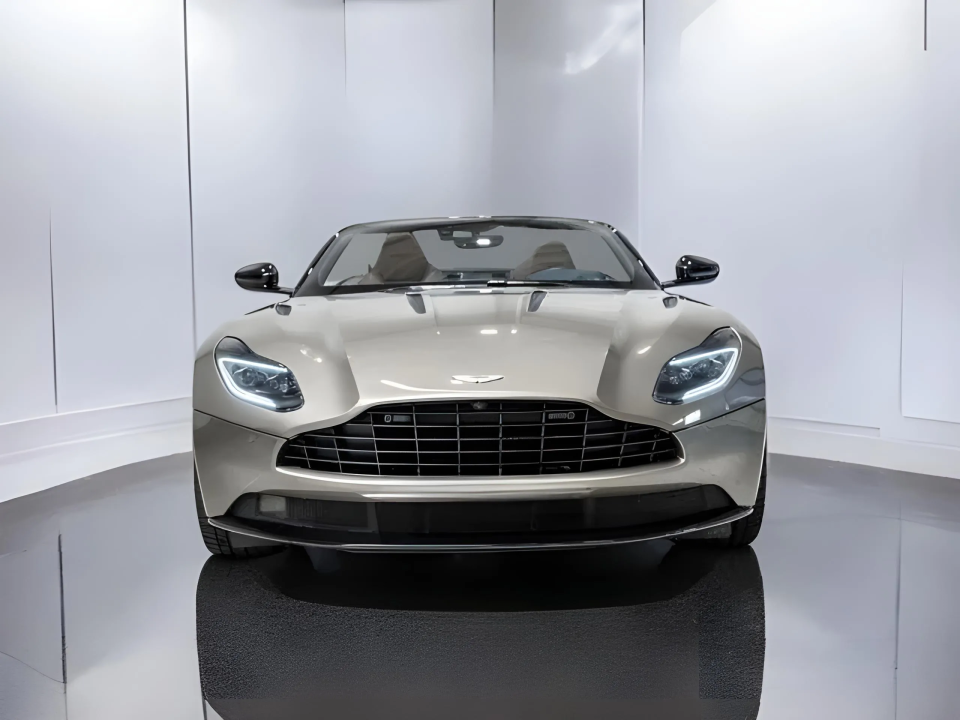 Aston Martin DB11 V8 Volante - foto 6