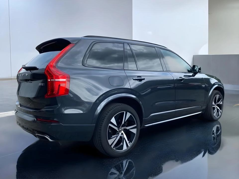 Volvo XC 90 B5 R Design AWD (2)