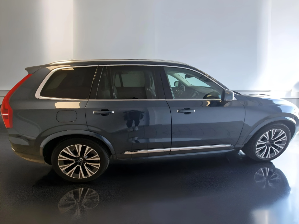 Volvo XC 90 2.0 D5 AWD Inscription (2)