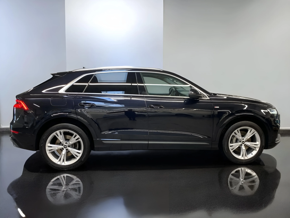 Audi Q8 50 3.0 TDI Quattro S-line (3)