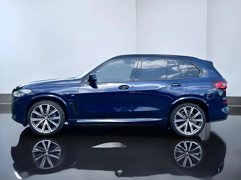 BMW X5 XDRIVE45E (2)