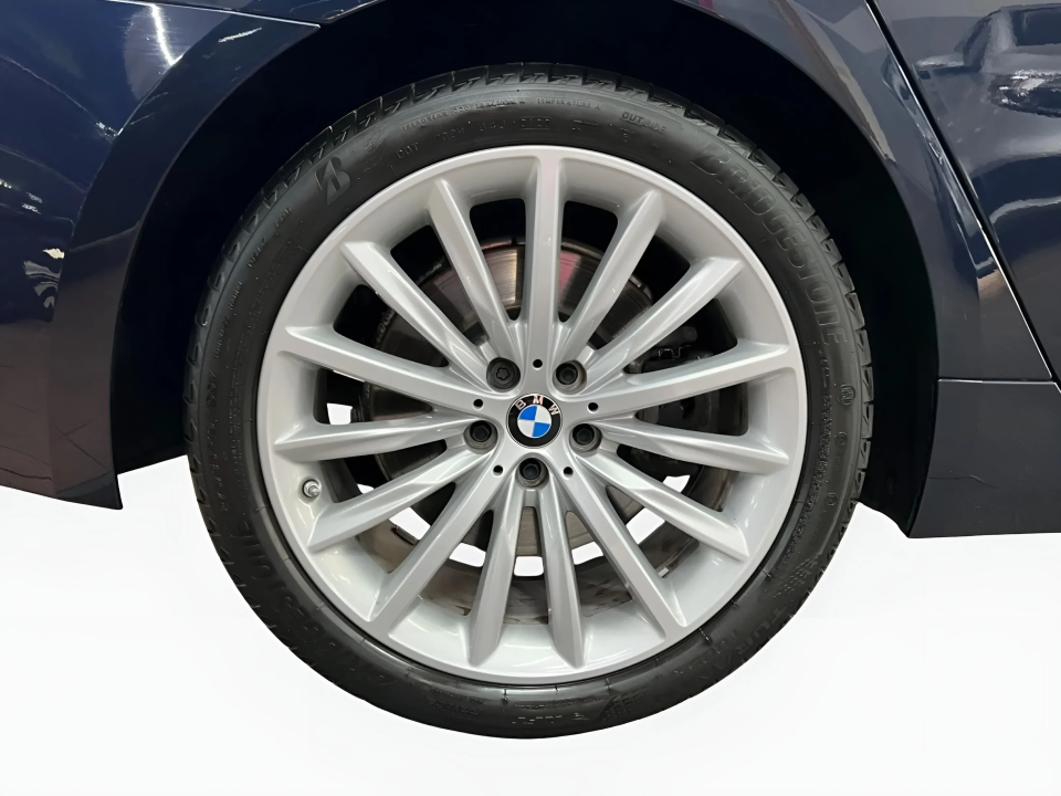 BMW Seria 5 540i xDrive Luxury Line - foto 24